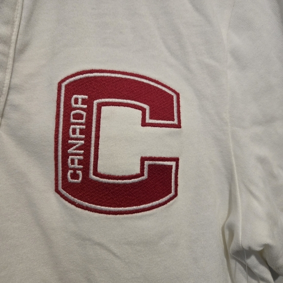 Unisex Limited Edition Roots Polo Shirt with Black Collar and Red Accents - Picture 3 of 7